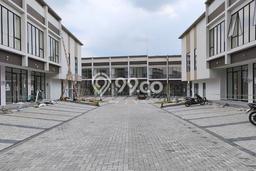 FOR RENT! Ruko di Gading Serpong Cocok untuk Bisnis 90m2 FOR RENT! Ruko di Gading Serpong Cocok untuk Bisnis 90m2