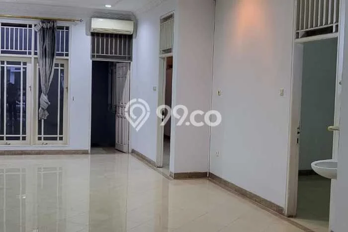 Disewakan! Rumah 3 Kamar Tidur &
2 Kamar Mandi di Gading Serpong, Tangerang Disewakan! Rumah 3 Kamar Tidur &
2 Kamar Mandi di Gading Serpong, Tangerang