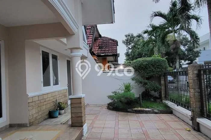 Disewakan! Rumah 3 Kamar Tidur &
2 Kamar Mandi di Gading Serpong, Tangerang Disewakan! Rumah 3 Kamar Tidur &
2 Kamar Mandi di Gading Serpong, Tangerang