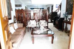 Rumah Elit LB 500m2 Siap Pakai Desain Elegan di Bintaro, Tangerang Selatan Rumah Elit LB 500m2 Siap Pakai Desain Elegan di Bintaro, Tangerang Selatan