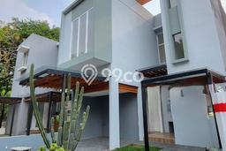 Hunian Mewah LB 200m2 Siap Huni Desain Elegan di Sektor 7-Bintaro, Tangerang Selatan Hunian Mewah LB 200m2 Siap Huni Desain Elegan di Sektor 7-Bintaro, Tangerang Selatan