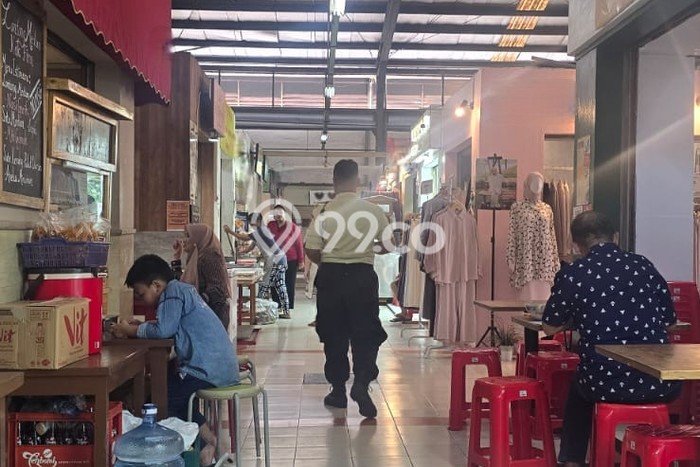 Unit Komersial Dijual di Tangerang Selatan LT 3m2 & LB 3m2 Unit Komersial Dijual di Tangerang Selatan LT 3m2 & LB 3m2