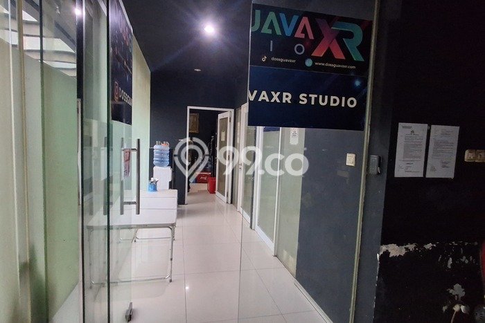 Kantor Disewa di Jakarta Selatan dengan LB 1200m2 Area Komersial Ramai Kantor Disewa di Jakarta Selatan dengan LB 1200m2 Area Komersial Ramai