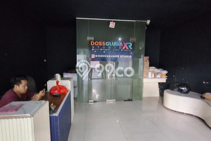 Kantor Disewa di Jakarta Selatan dengan LB 1200m2 Area Komersial Ramai Kantor Disewa di Jakarta Selatan dengan LB 1200m2 Area Komersial Ramai