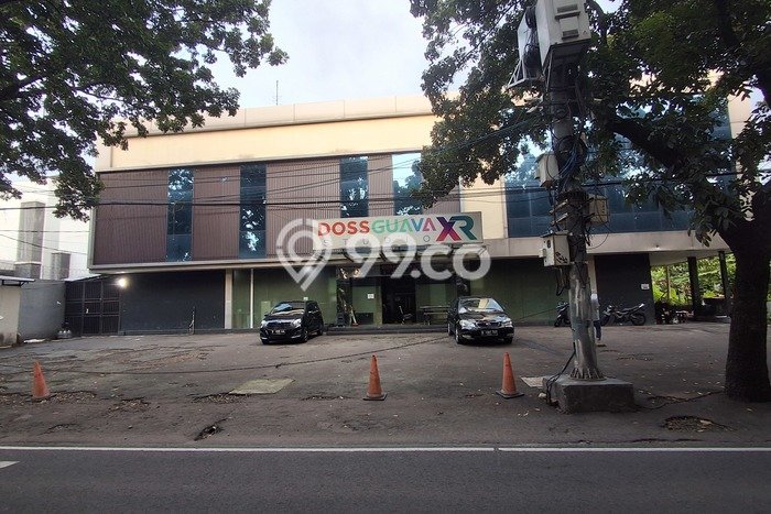Kantor Disewa di Jakarta Selatan dengan LB 1200m2 Area Komersial Ramai Kantor Disewa di Jakarta Selatan dengan LB 1200m2 Area Komersial Ramai