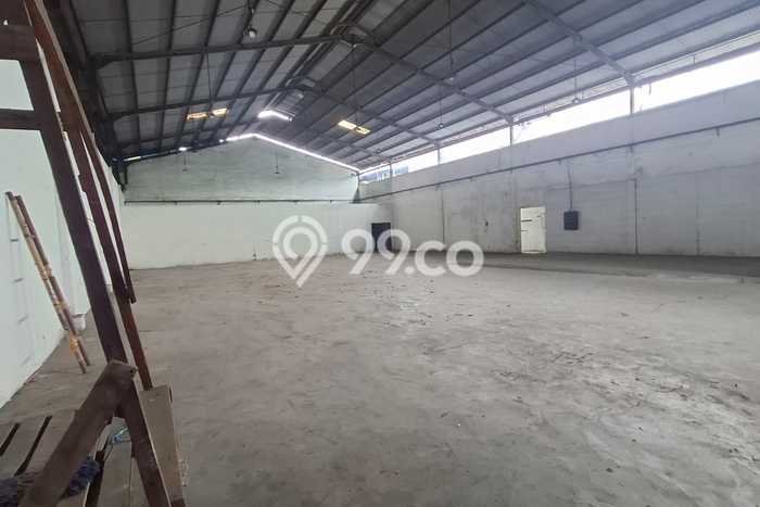 Unit Gudang Tersedia di Batu Ceper Spesifikasi LB 1500m2 Unit Gudang Tersedia di Batu Ceper Spesifikasi LB 1500m2