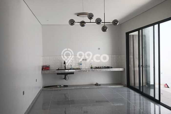 Ready to Use! Luxury House LT 144m2 Desain Modern di BSD Griya Loka Ready to Use! Luxury House LT 144m2 Desain Modern di BSD Griya Loka