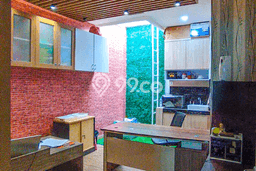 Ruko Dijual di Jakarta Barat LT 75m2 & LB 237m2 Lokasi Terbaik! Ruko Dijual di Jakarta Barat LT 75m2 & LB 237m2 Lokasi Terbaik!