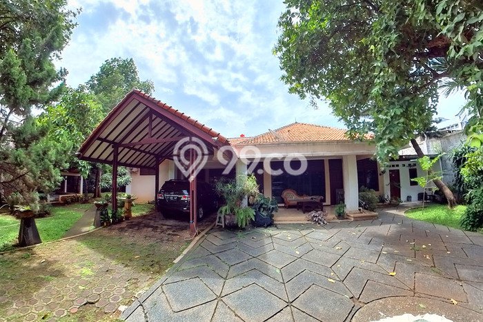 Lahan Kosong Dijual di Kebayoran Lama, Jakarta Selatan, Luas 1398m2 Area Strategis Lahan Kosong Dijual di Kebayoran Lama, Jakarta Selatan, Luas 1398m2 Area Strategis