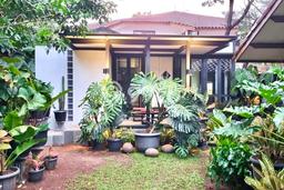 For Sale! Luxury House LT 400m2 Desain Modern di Lebak Bulus For Sale! Luxury House LT 400m2 Desain Modern di Lebak Bulus
