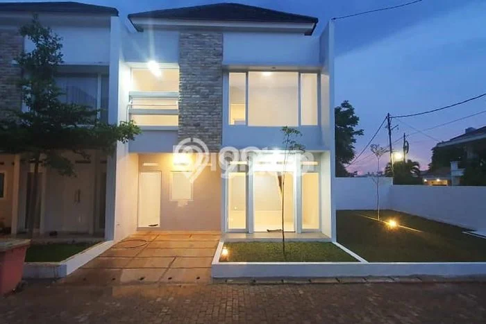 Dijual Hunian Rumah Terawat 3 KT di Kreo, Tangerang Dijual Hunian Rumah Terawat 3 KT di Kreo, Tangerang