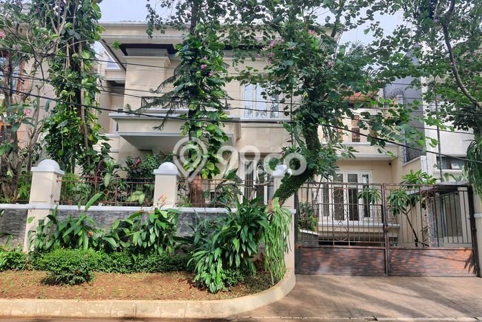 Hunian Nyaman 4 KT Harga Terjangkau di Pondok Indah Jakarta Selatan Hunian Nyaman 4 KT Harga Terjangkau di Pondok Indah Jakarta Selatan