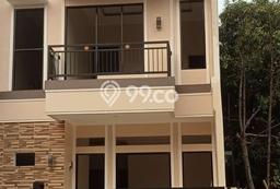 Rumah Luas Asri 4 KT Siap Pakai di Cikupa Citra Raya Tangerang Rumah Luas Asri 4 KT Siap Pakai di Cikupa Citra Raya Tangerang