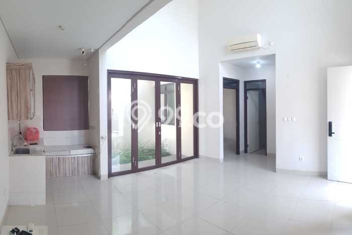 Disewakan! Rumah 2 Kamar Tidur &
1 Kamar Mandi di Cikupa Citra Raya, Tangerang Disewakan! Rumah 2 Kamar Tidur &
1 Kamar Mandi di Cikupa Citra Raya, Tangerang