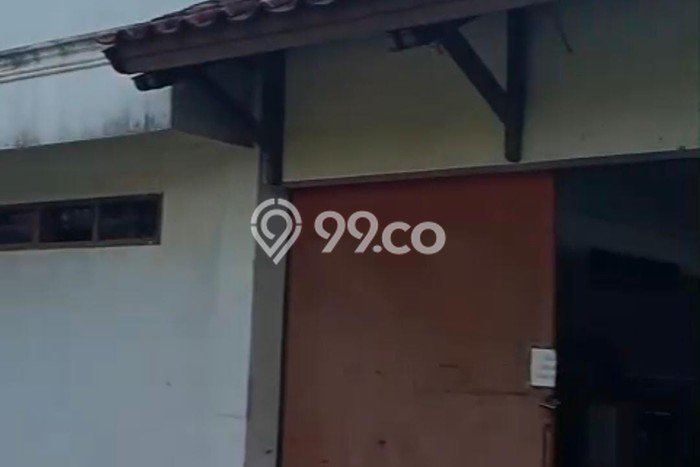Lokasi Strategis! Dijual Gudang Bisnis di Curug, Tangerang Kondisi Baik Lokasi Strategis! Dijual Gudang Bisnis di Curug, Tangerang Kondisi Baik