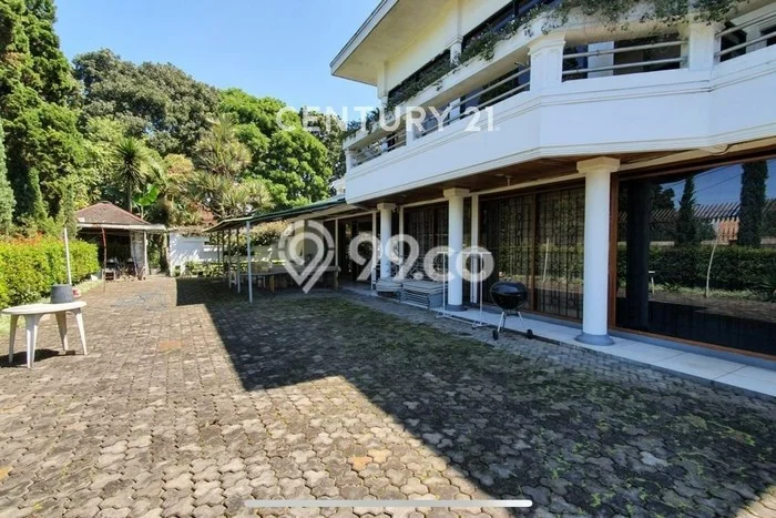 Vila di , Luas 2441m2m², Area Strategis Vila di , Luas 2441m2m², Area Strategis