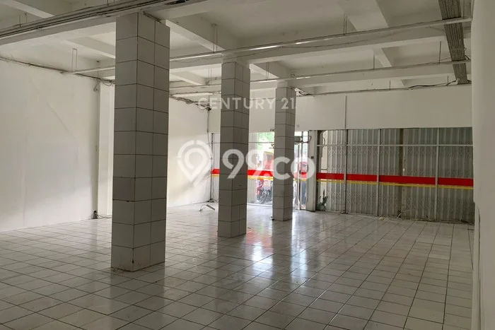 Ruko untuk Disewa di Pusat Bandung Luas Bangunan 240m2 Ruko untuk Disewa di Pusat Bandung Luas Bangunan 240m2
