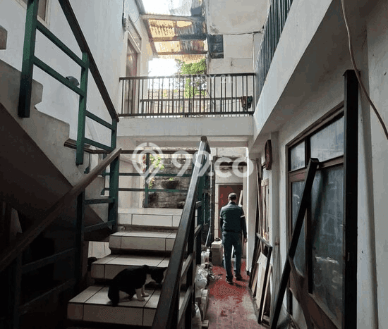 Ruko Dijual di Bandung LT 412m2 & LB 750m2 Lokasi Terbaik! Ruko Dijual di Bandung LT 412m2 & LB 750m2 Lokasi Terbaik!