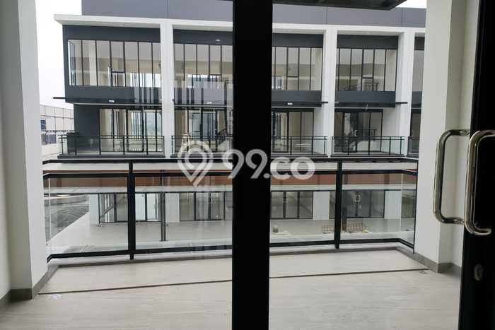 Unit Ruko Disewakan di Gading Serpong di Area Ramai & Strategis Unit Ruko Disewakan di Gading Serpong di Area Ramai & Strategis