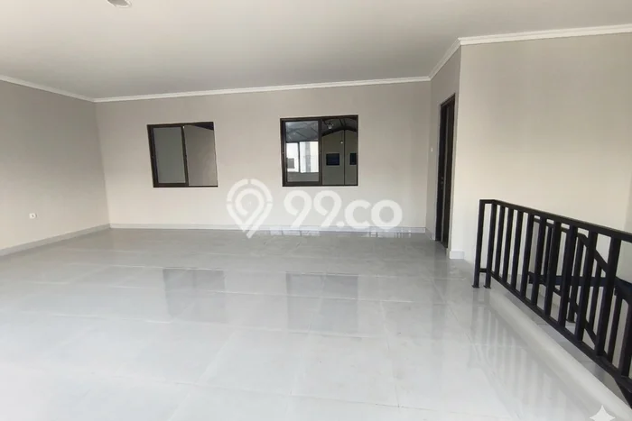 FOR RENT! Gudang di Daan Mogot Cocok untuk Bisnis 216m2 FOR RENT! Gudang di Daan Mogot Cocok untuk Bisnis 216m2