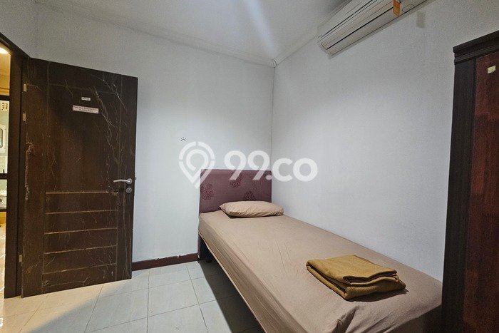 Rumah Kost untuk Dijual di Gading Serpong Punya 9 Kamar Rumah Kost untuk Dijual di Gading Serpong Punya 9 Kamar