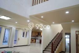 Rumah Elit Modern Tanpa Renovasi di Alam Sutera Tangerang Rumah Elit Modern Tanpa Renovasi di Alam Sutera Tangerang