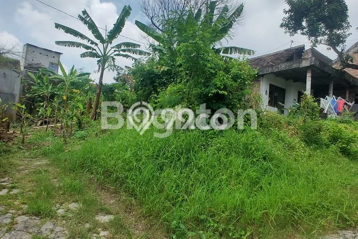 Tanah Dijual di Surakarta Seluas 284m2 Strategis Tanah Dijual di Surakarta Seluas 284m2 Strategis