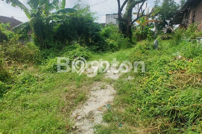 Tanah Dijual di Surakarta Seluas 284m2 Strategis Tanah Dijual di Surakarta Seluas 284m2 Strategis