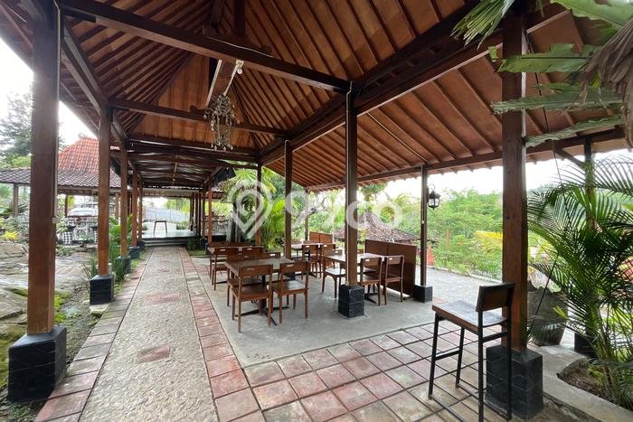 Komersial Dijual Lokasi Emas di Bulu Luas 1000m2 Komersial Dijual Lokasi Emas di Bulu Luas 1000m2