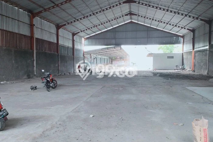 Gudang untuk disewa di Banyuanyar punya LT 1490m2 & LB 1000m2 harga sewa kompetitif Gudang untuk disewa di Banyuanyar punya LT 1490m2 & LB 1000m2 harga sewa kompetitif