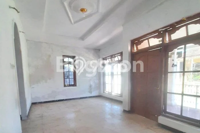 Rumah Modern Cantik 5 Kamar Siap Huni di Karanganyar Rumah Modern Cantik 5 Kamar Siap Huni di Karanganyar