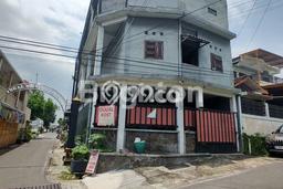 Komersial Dijual di mojosongo LT 125m2, LB 375m2 Solusi Investasi Cerdas Komersial Dijual di mojosongo LT 125m2, LB 375m2 Solusi Investasi Cerdas