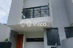 Rumah Modern 3 KT di Taman Holis Indah Bandung Unfurnished Rumah Modern 3 KT di Taman Holis Indah Bandung Unfurnished