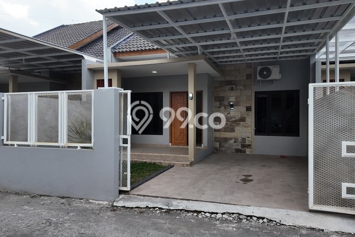 For Sale Rumah 3 Kamar Lokasi Ideal Bagus dan Strategis di Ngemplak For Sale Rumah 3 Kamar Lokasi Ideal Bagus dan Strategis di Ngemplak