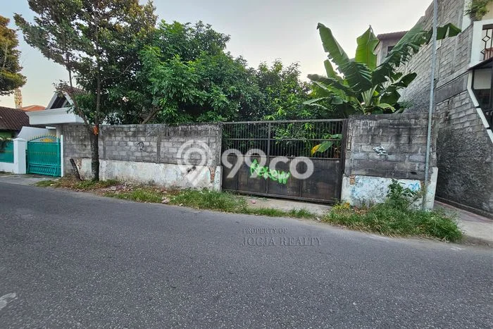 Lahan Strategis di Kotagede Dijual dengan Luas 451m2 Lahan Strategis di Kotagede Dijual dengan Luas 451m2