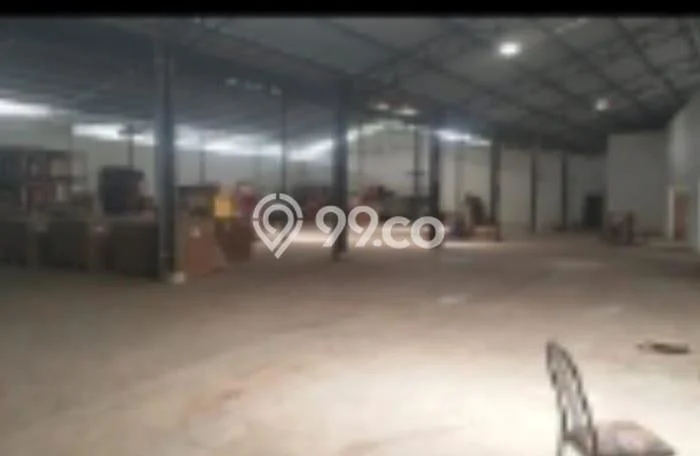 Unit Gudang Disewa Lokasi Ngaliyan, Semarang Spesifikasi Luas Bangunan 6200m2 Unit Gudang Disewa Lokasi Ngaliyan, Semarang Spesifikasi Luas Bangunan 6200m2