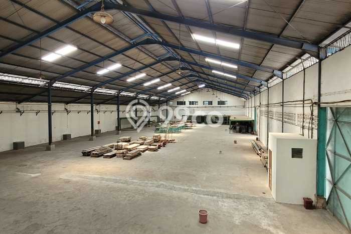 Disewakan Gudang di Pusat Kota Surabaya Ramai Strategis Disewakan Gudang di Pusat Kota Surabaya Ramai Strategis