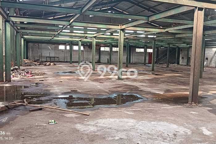 LOKASI STRATEGIS! Gudang Kawasan Singosari, Luas 4500m2m², Kawasan Berkembang LOKASI STRATEGIS! Gudang Kawasan Singosari, Luas 4500m2m², Kawasan Berkembang