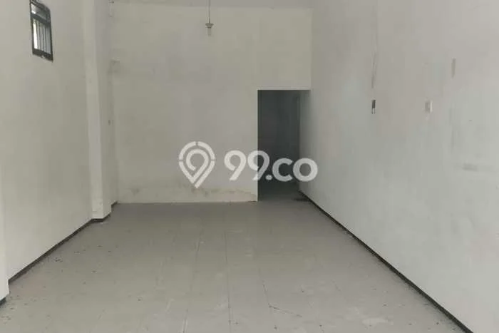Gudang Kawasan Premium di Kepanjen, Luas 368m2m², Pusat Perdagangan Gudang Kawasan Premium di Kepanjen, Luas 368m2m², Pusat Perdagangan
