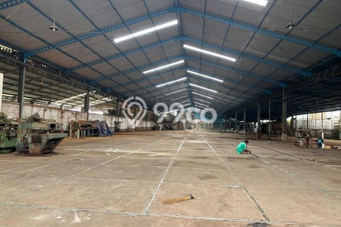 Unit Gudang Disewa Lokasi Benowo, Surabaya Spesifikasi Luas Bangunan 6000m2 Unit Gudang Disewa Lokasi Benowo, Surabaya Spesifikasi Luas Bangunan 6000m2