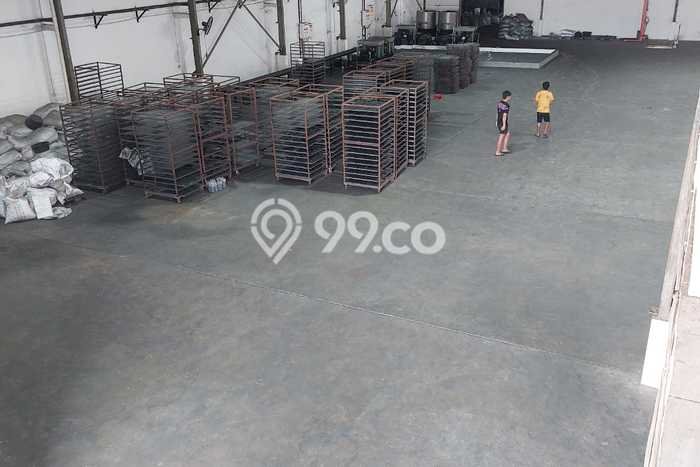 Gudang Disewakan Lokasi Menganti Gresik Harga Spesial! Gudang Disewakan Lokasi Menganti Gresik Harga Spesial!