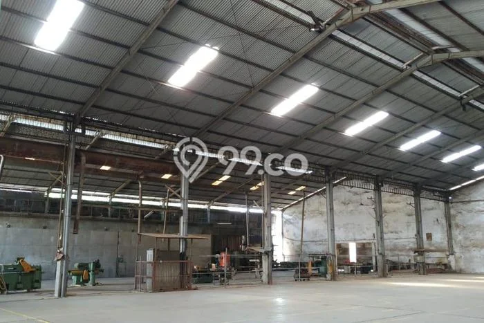 Disewakan Gudang komersial di Sukodono luas bangunan 2300m2 Disewakan Gudang komersial di Sukodono luas bangunan 2300m2