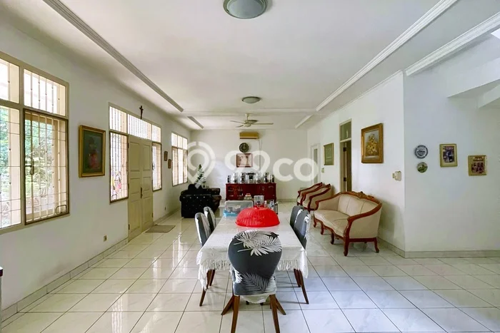 Rumah Luxury Modern Siap Huni di Fatmawati Jakarta Selatan Rumah Luxury Modern Siap Huni di Fatmawati Jakarta Selatan