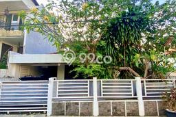 Hunian Mewah LB 200m2 Siap Huni Desain Elegan di Gandaria, Jakarta Selatan Hunian Mewah LB 200m2 Siap Huni Desain Elegan di Gandaria, Jakarta Selatan