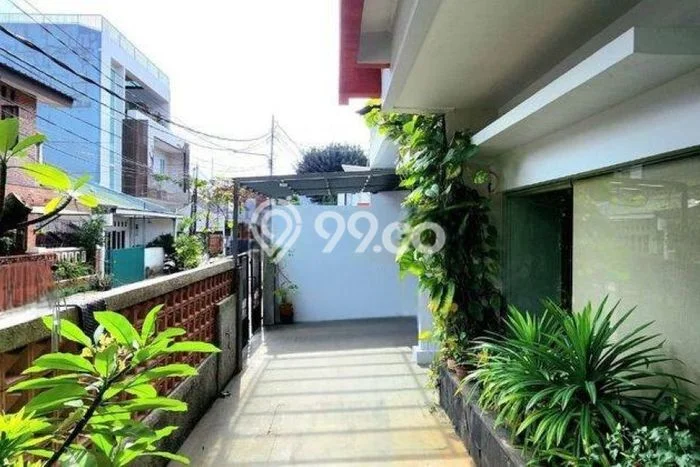 Hunian Elit LB 400m2 Siap Pakai Desain Elegan di Bendungan Hilir, Jakarta Pusat Hunian Elit LB 400m2 Siap Pakai Desain Elegan di Bendungan Hilir, Jakarta Pusat