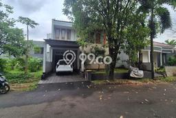 Dijual Rumah Mewah Elegan Dengan View Cantik di Bintaro, Tangerang Selatan Dijual Rumah Mewah Elegan Dengan View Cantik di Bintaro, Tangerang Selatan