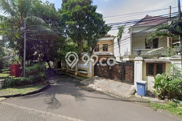 Rumah Luxury Modern Tanpa Renovasi di Pegangsaan Jakarta Pusat Rumah Luxury Modern Tanpa Renovasi di Pegangsaan Jakarta Pusat