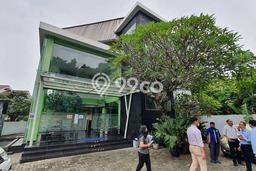 Kantor Dijual di Duren Sawit LT 673m2, LB 1006m2 Solusi Investasi Cerdas Kantor Dijual di Duren Sawit LT 673m2, LB 1006m2 Solusi Investasi Cerdas