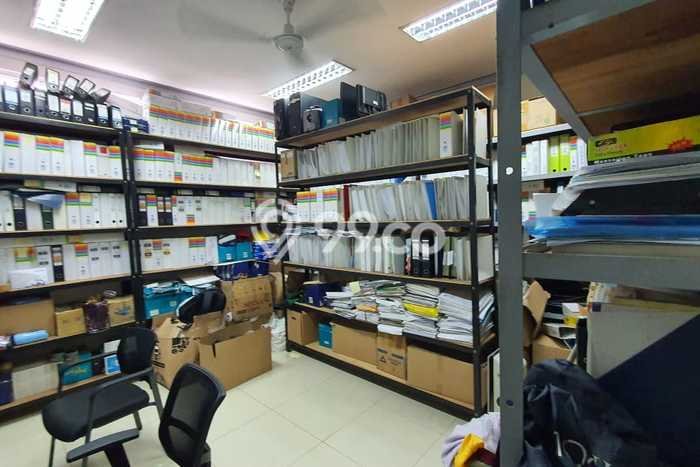 Kantor Dijual di Duren Sawit LT 673m2, LB 1006m2 Solusi Investasi Cerdas Kantor Dijual di Duren Sawit LT 673m2, LB 1006m2 Solusi Investasi Cerdas