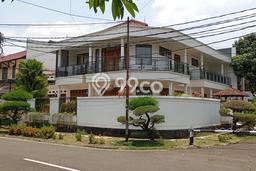 Jual Rumah Luas Elegan Dengan View Cantik di Pondok Indah, Jakarta Selatan Jual Rumah Luas Elegan Dengan View Cantik di Pondok Indah, Jakarta Selatan